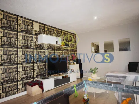 Flat - Photo 3