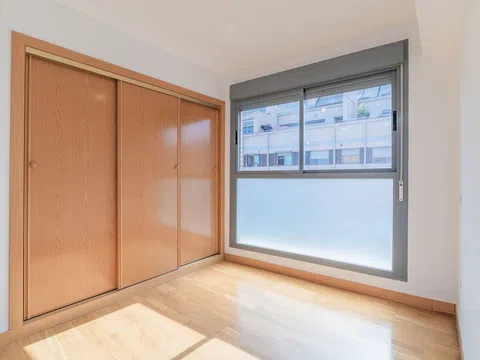 Flat in CL Gonzalez Soto - Photo 8