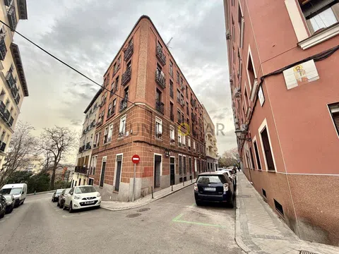 Flat in calle de la Ventosa - Photo 1