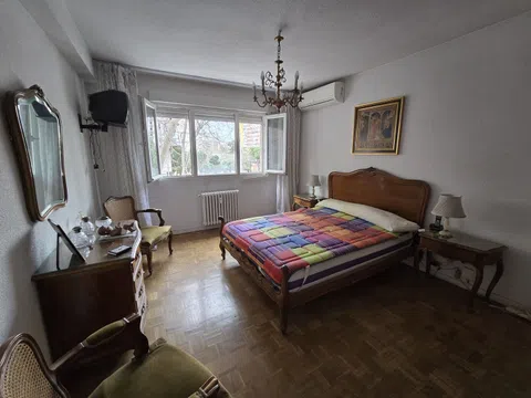Flat in calle de Pedro Teixeira, 9 - Photo 18