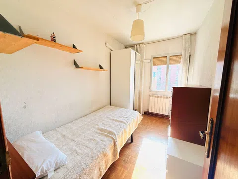 Flat in calle de Valdecanillas - Photo 16