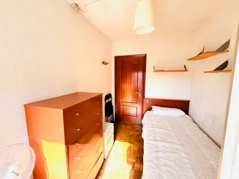 Flat in calle de Valdecanillas - Photo 20