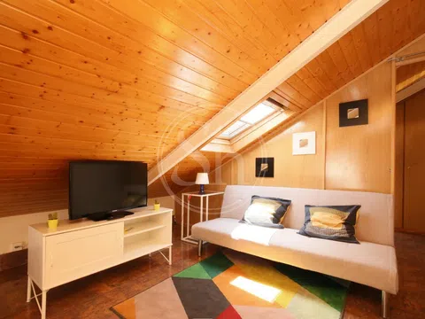 Flat in calle de Velarde - Photo 3