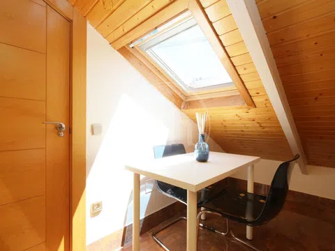 Flat in calle de Velarde - Photo 6