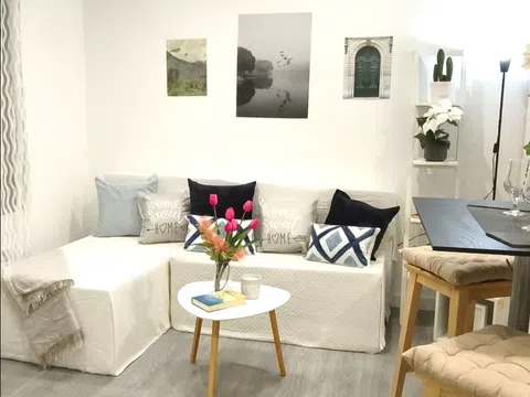 Flat in calle de la del Manojo de Rosas - Photo 4