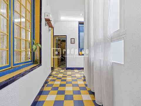 Flat in plaza de Santo Domingo - Photo 7