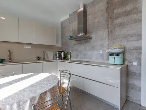 Duplex in calle de Serrano Galvache - Photo 17