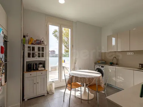 Duplex in calle de Serrano Galvache - Photo 18