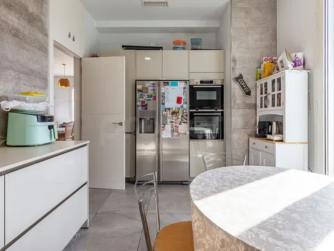 Duplex in calle de Serrano Galvache - Photo 20