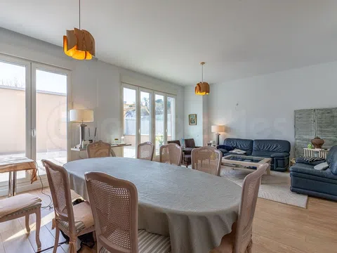 Duplex in calle de Serrano Galvache - Photo 4