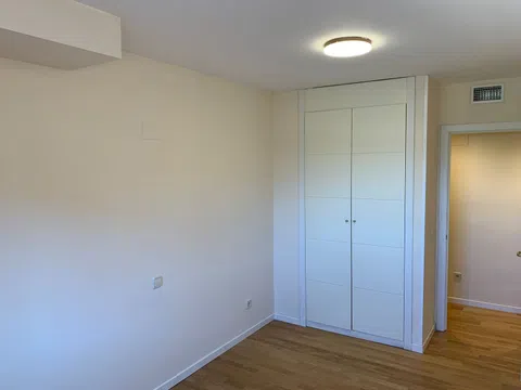 Flat - Photo 2