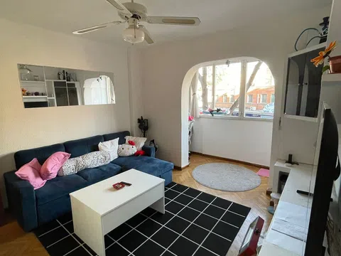 Flat in calle Zaratán, 5 - Photo 1