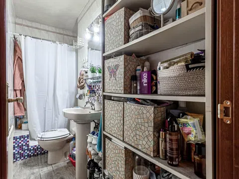 Flat in calle Prudencio Álvaro - Photo 16