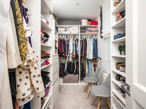 Flat in calle de Manuel Cortina - Photo 14
