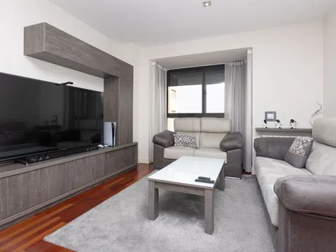 Flat - Photo 2