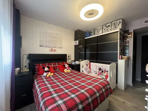 Flat in calle Navamures - Photo 14