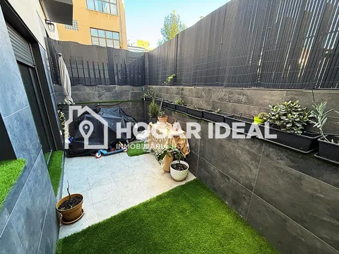 Flat in calle Virgen de Belen - Photo 2
