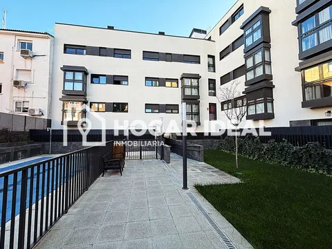 Flat in calle Virgen de Belen - Photo 5