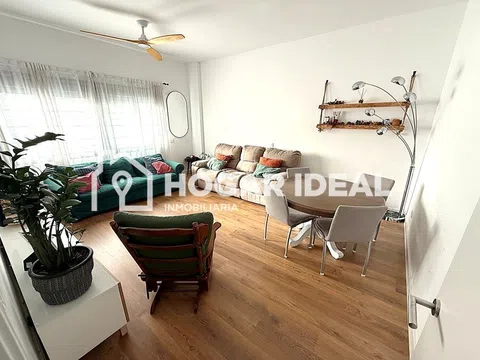 Flat in calle Virgen de Belen - Photo 7