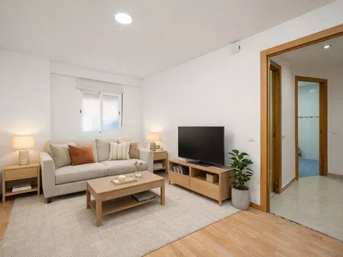 Flat in calle Alcaudón - Photo 2