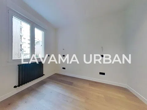 Flat in calle del General Álvarez de Castro - Photo 17