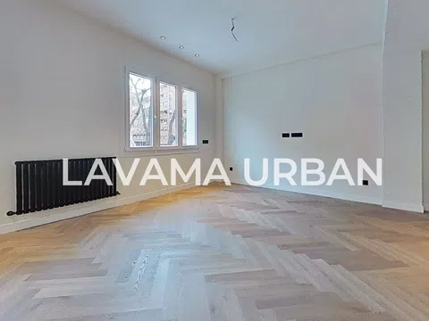Flat in calle del General Álvarez de Castro - Photo 19