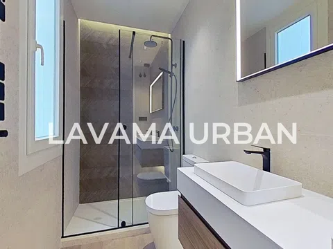 Flat in calle del General Álvarez de Castro - Photo 4