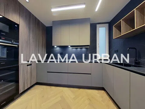 Flat in calle del General Álvarez de Castro - Photo 10