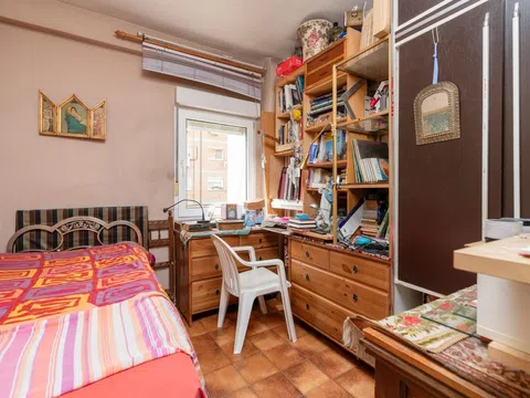 Flat in calle de José de Cadalso - Photo 17