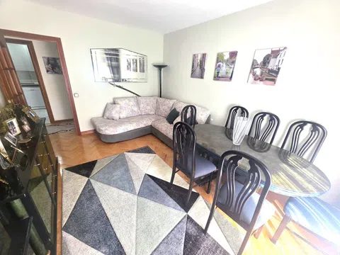 Flat in calle María Martínez Oviol - Photo 1
