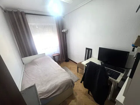 Flat in calle María Martínez Oviol - Photo 11