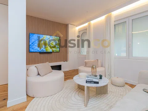 Flat in calle de Don Ramón de la Cruz - Photo 2