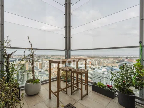 Penthouse - Photo 11