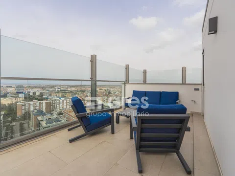 Penthouse - Photo 12