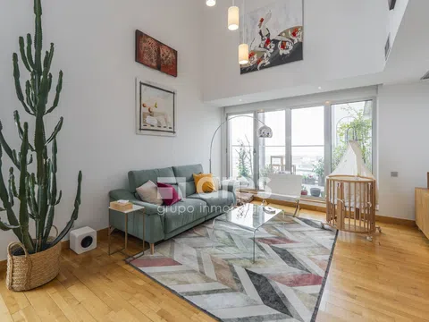Penthouse - Photo 3