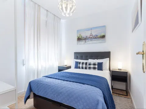 Flat in calle de la Ruda - Photo 13