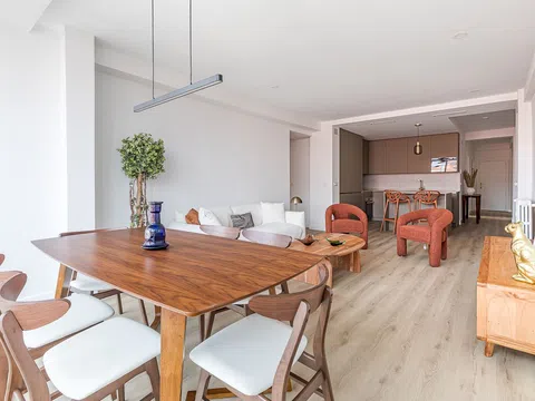Flat in calle de Orense - Photo 2
