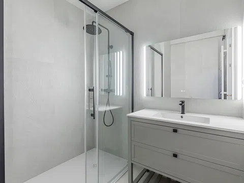 Flat in calle de Orense - Photo 12