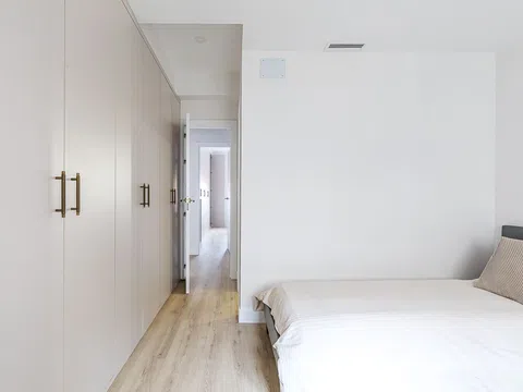 Flat in calle de Orense - Photo 14