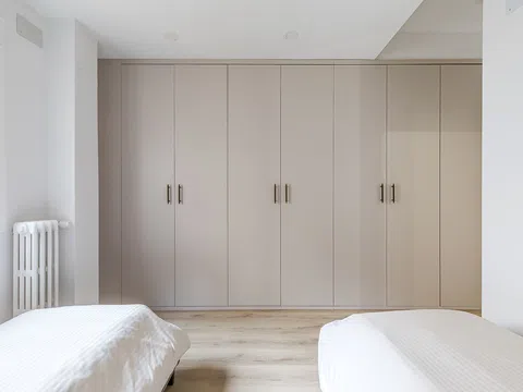 Flat in calle de Orense - Photo 15