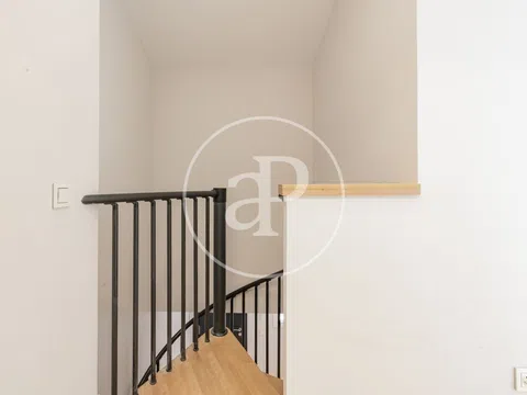 Flat in paseo de la Dirección - Photo 13