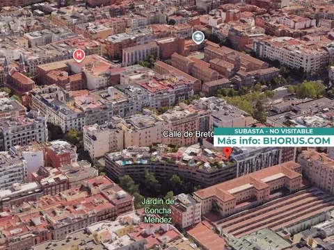 Flat in calle de Bretón de los Herreros - Photo 2