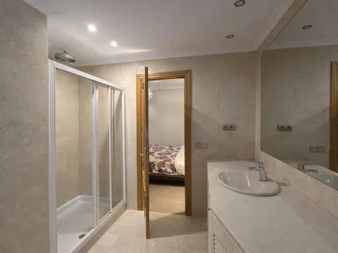 Flat in calle de las Peonías - Photo 2