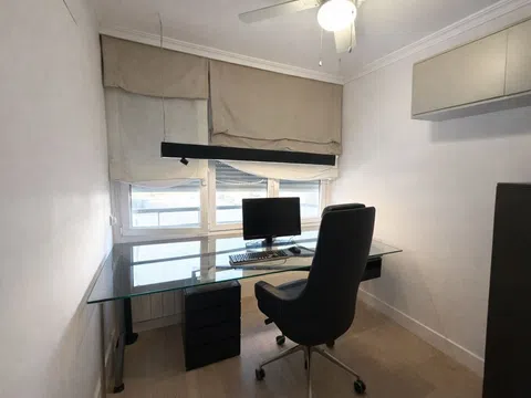 Flat in calle de las Peonías - Photo 13