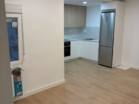 Flat in calle de Sánchez Pacheco, 18 - Photo 2