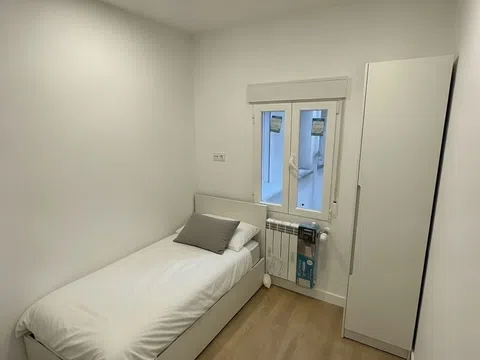 Flat in calle de Sánchez Pacheco, 18 - Photo 10