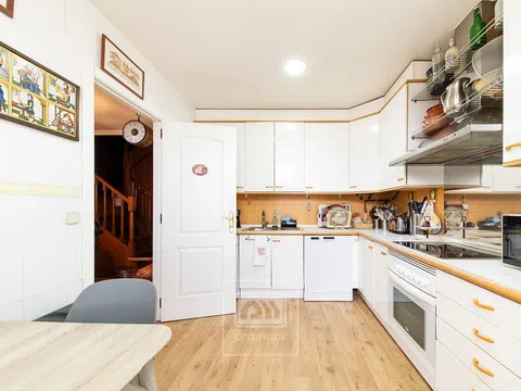 Semi-detached house - Photo 15
