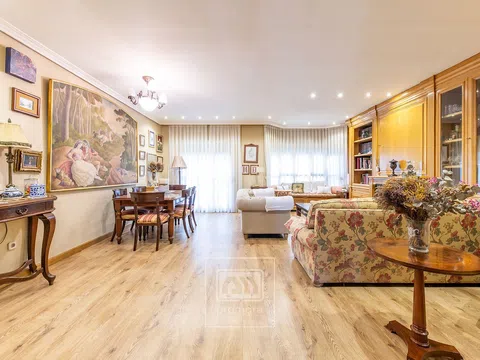 Semi-detached house - Photo 5