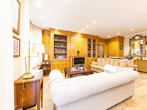 Semi-detached house - Photo 7