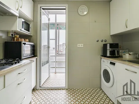 Flat in avenida del Doctor García Tapia - Photo 9